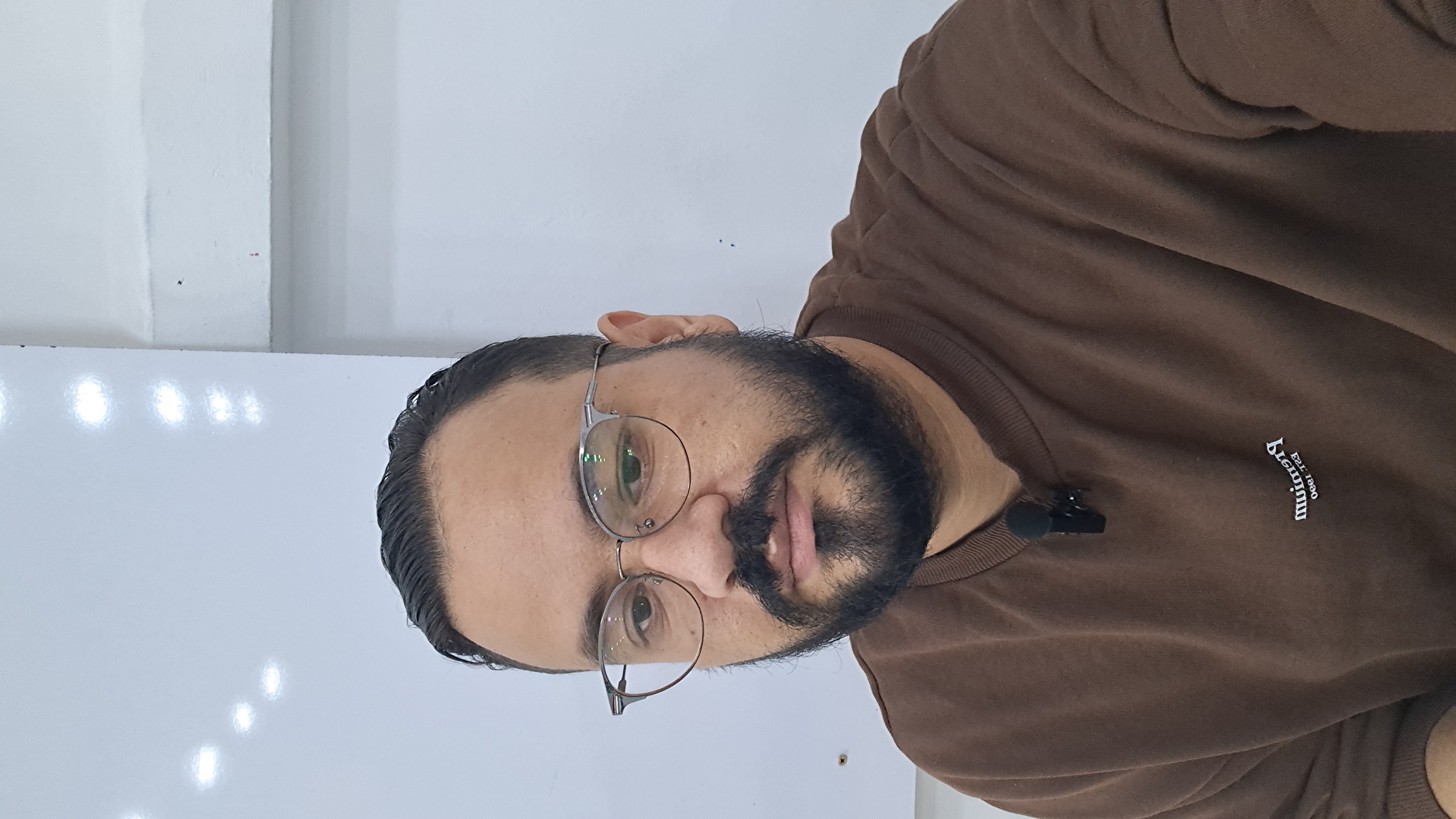 Profile picture for user mohamed12356789