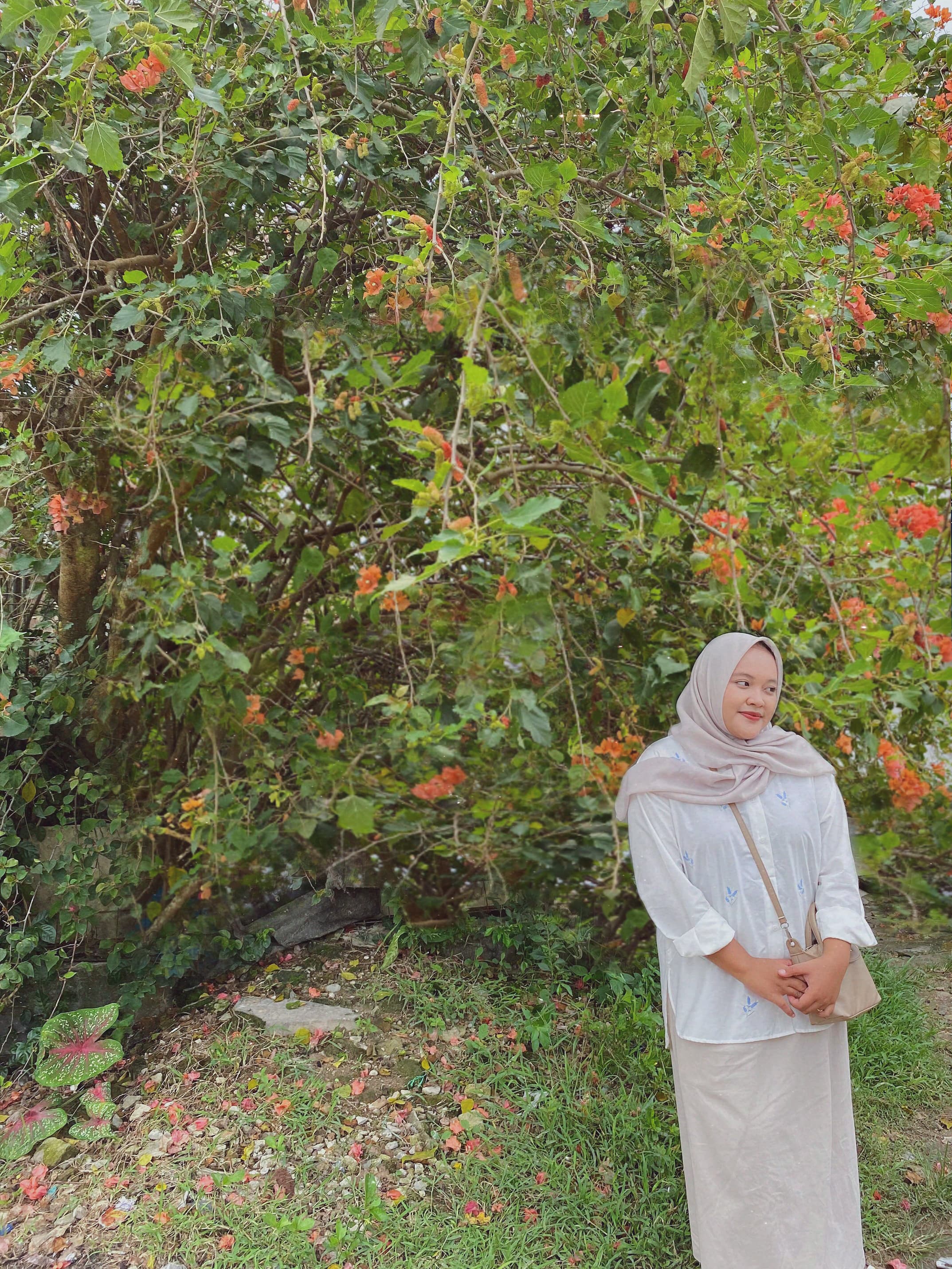 Profile picture for user aprillianaa