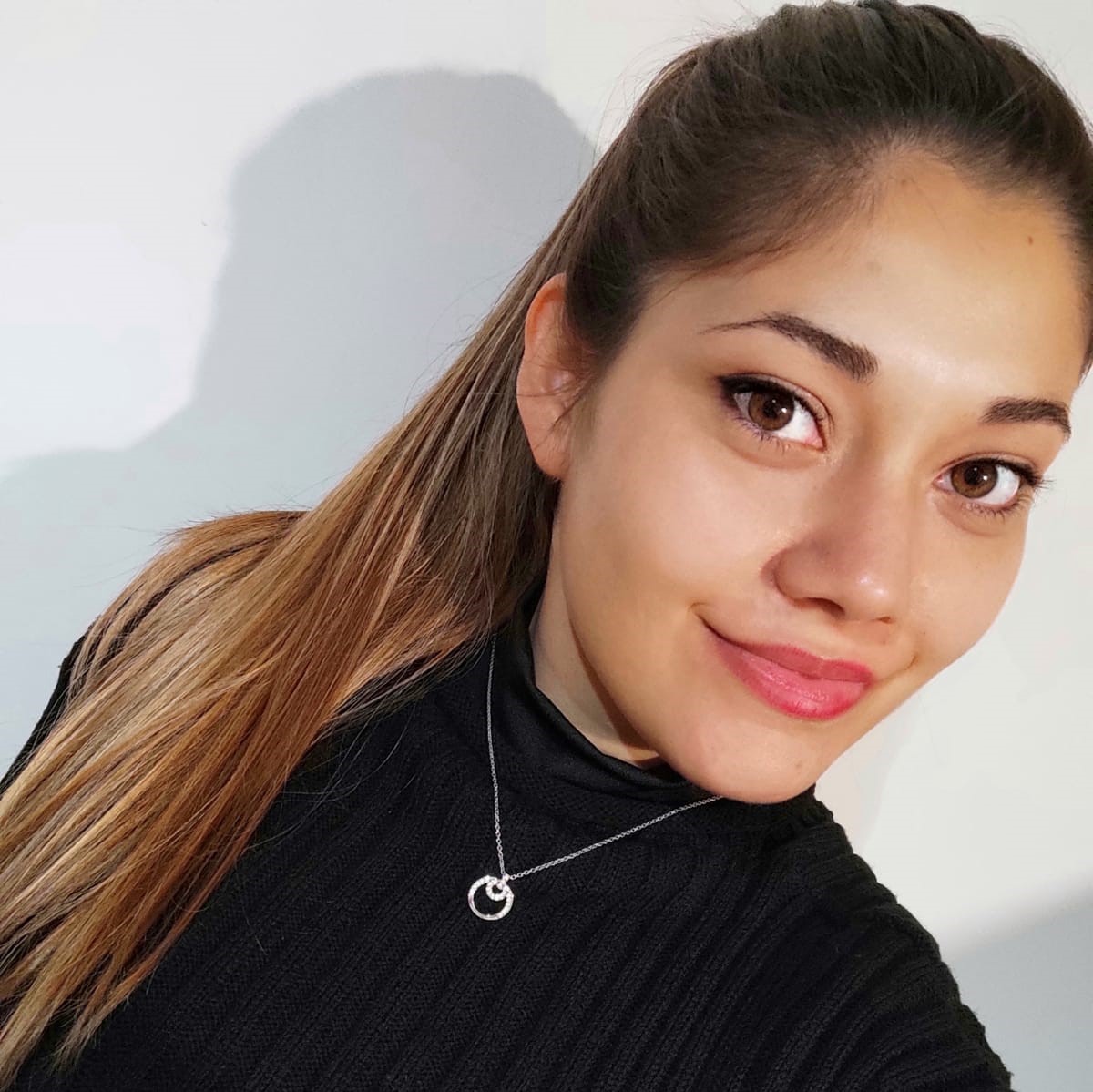 Profile picture for user MarianaBar