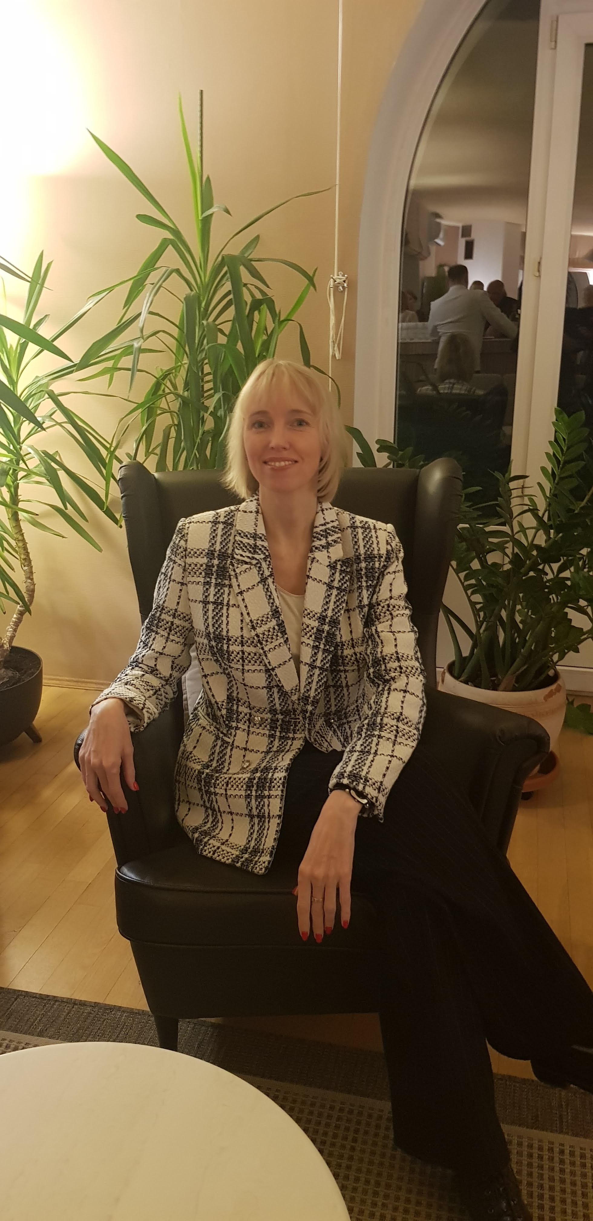 Profile picture for user juliv1979