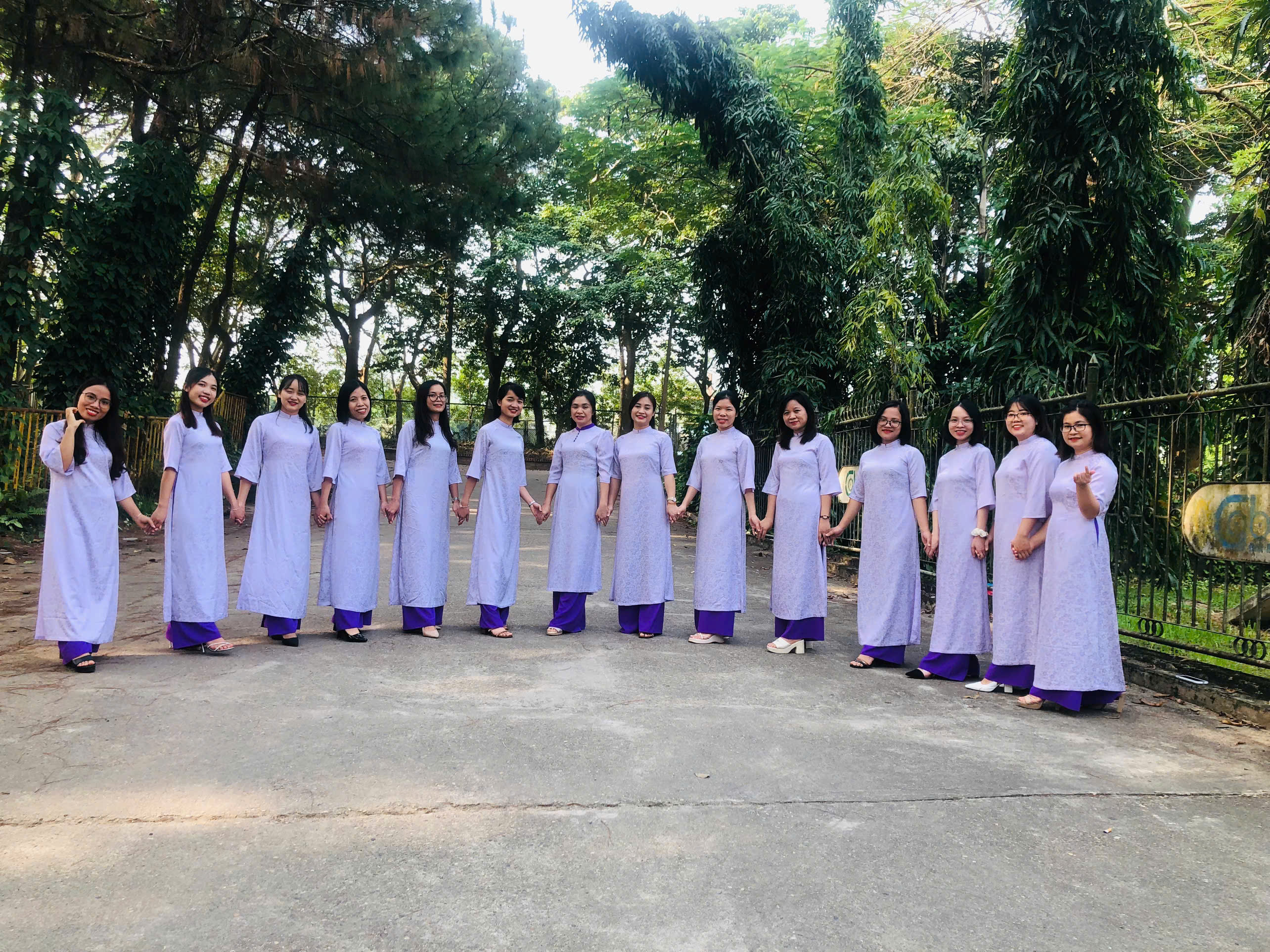 Profile picture for user lucynguyen1990