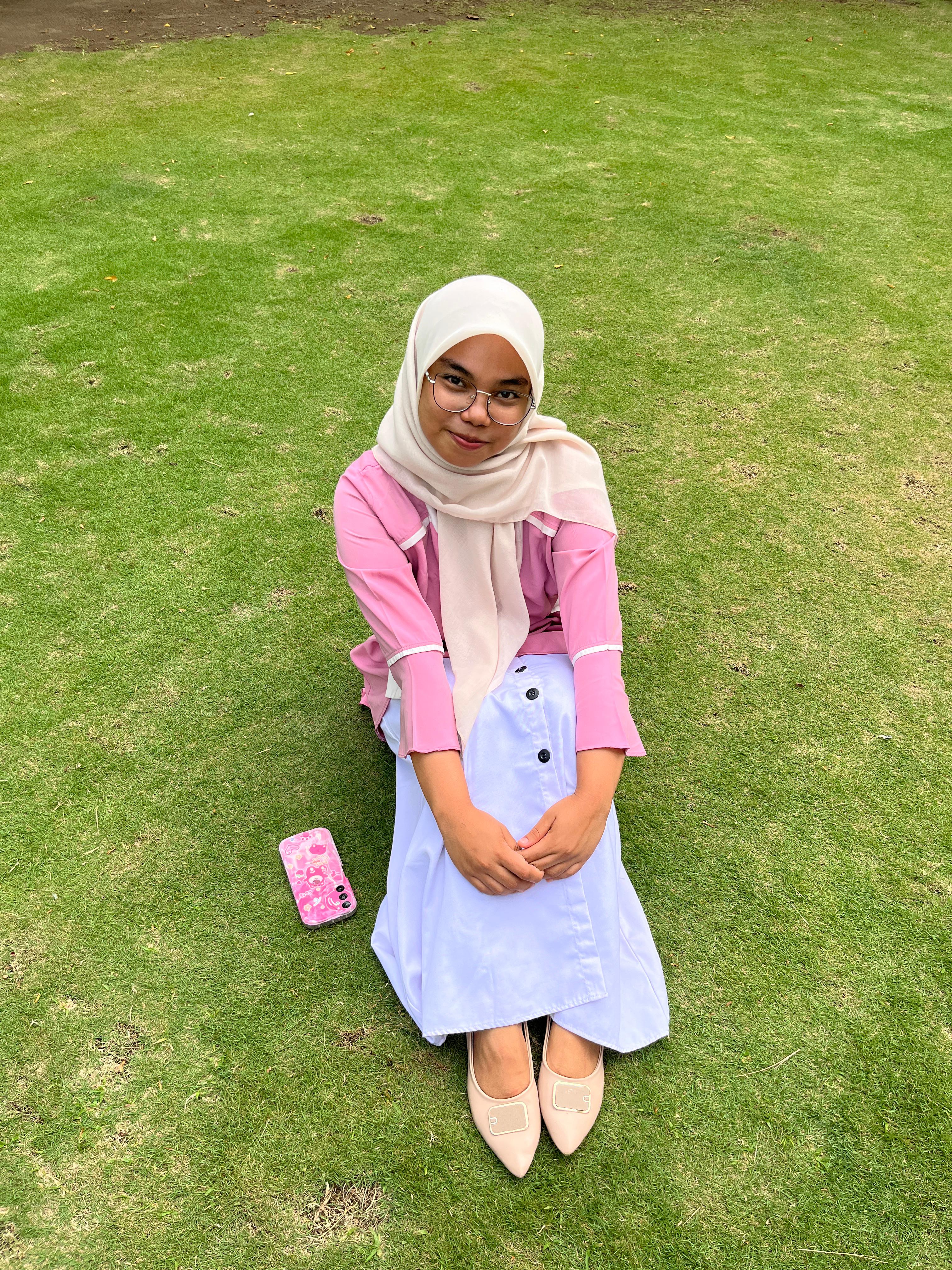 Profile picture for user Puyu130603