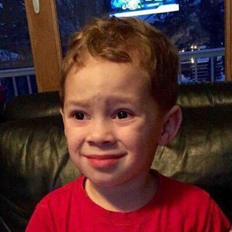 Profile picture for user natthawetsat