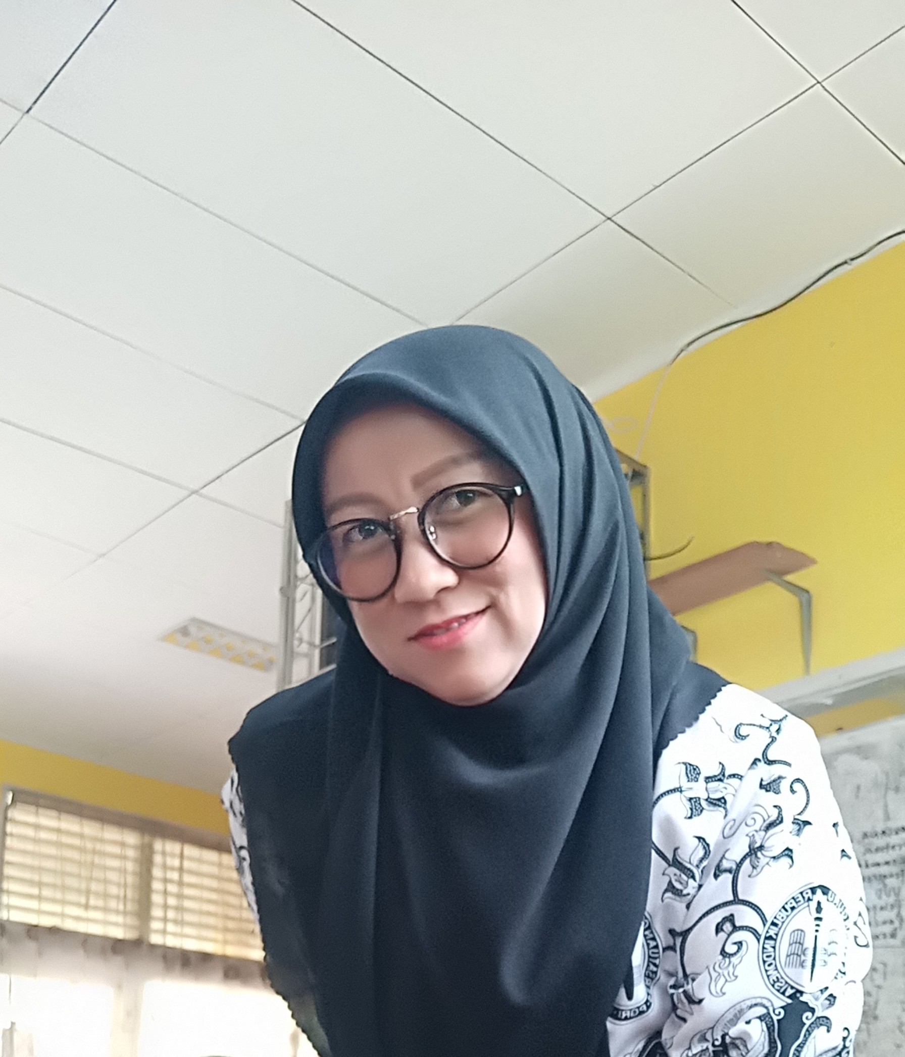 Profile picture for user rahminovitarosabimtek42ok