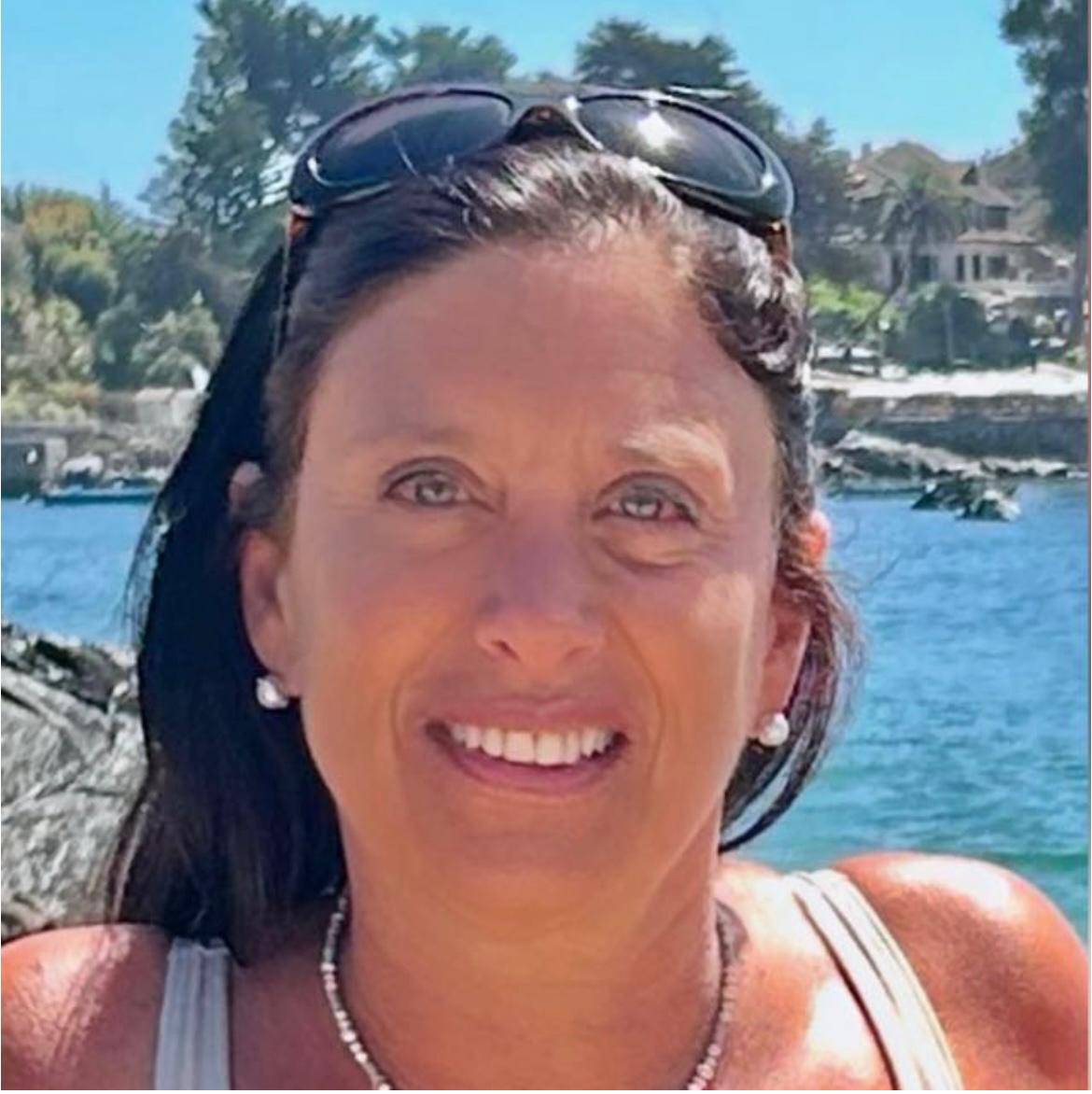 Profile picture for user Silviayazlli