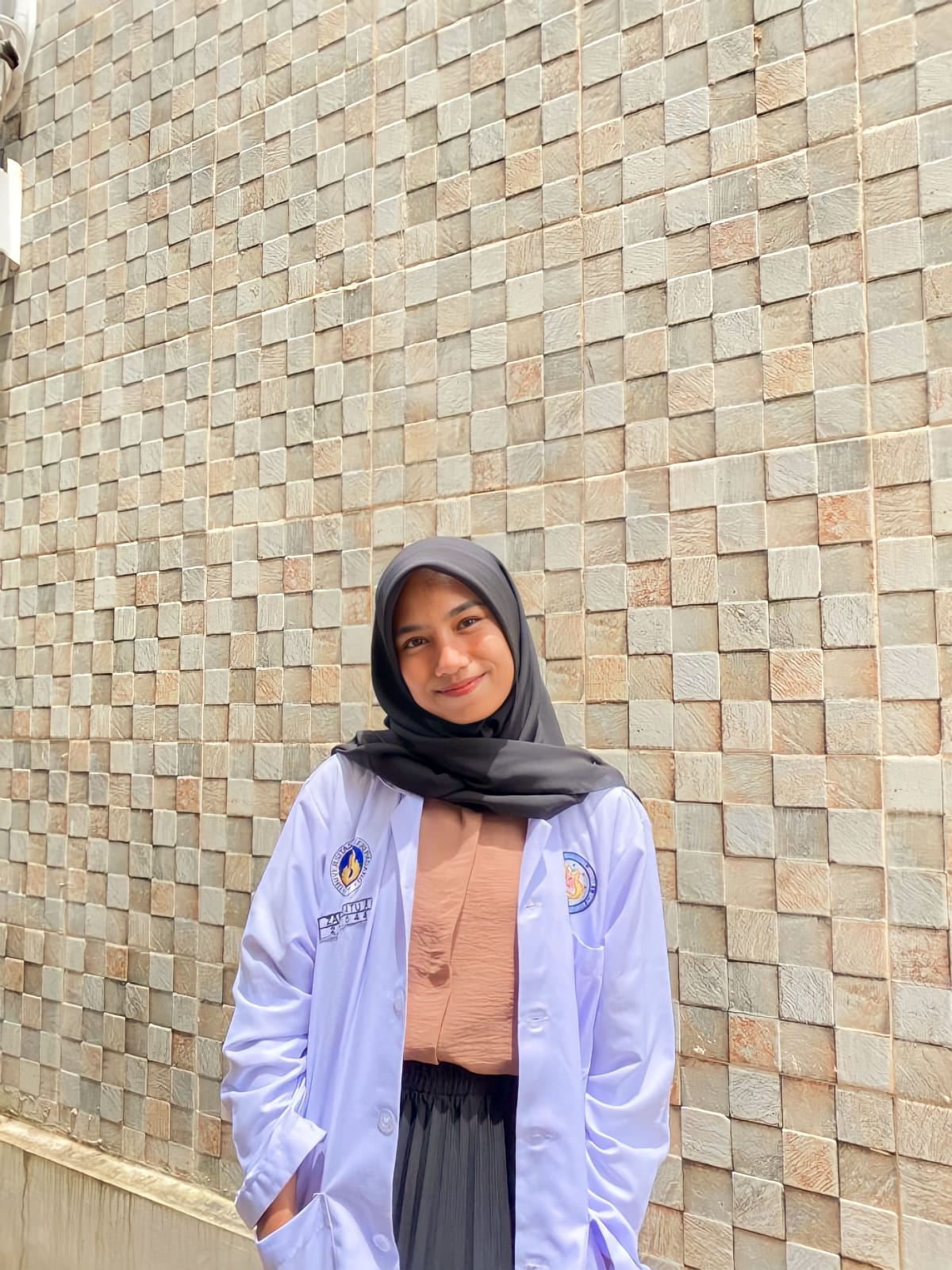 Profile picture for user zahraratuamelia123