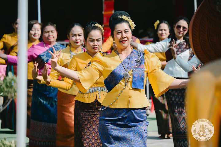 Profile picture for user Paekorapin