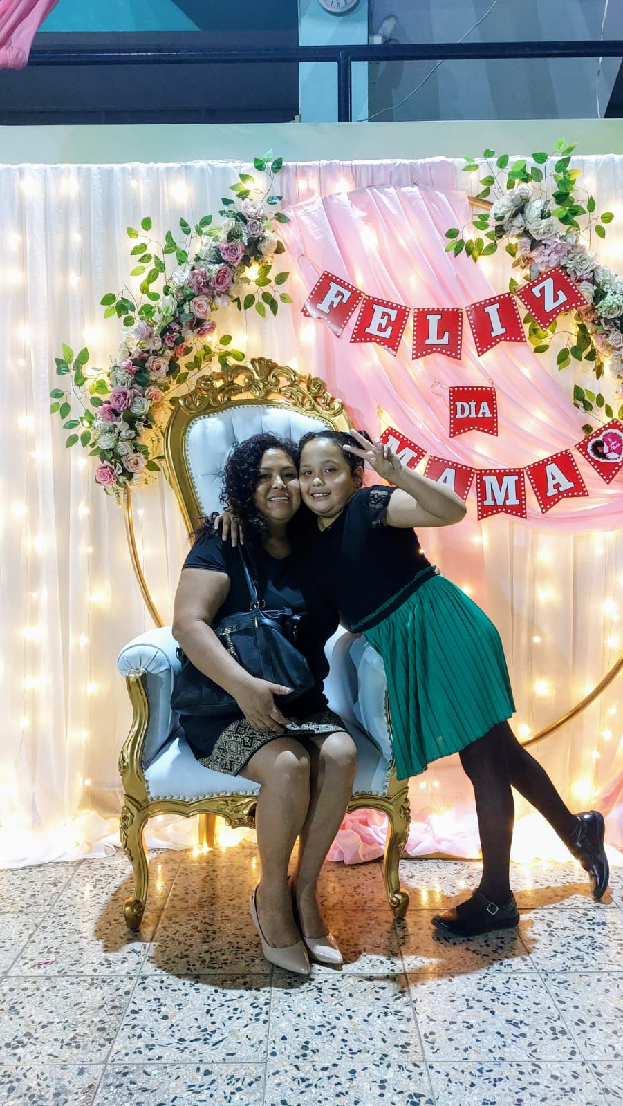 Profile picture for user 987983532