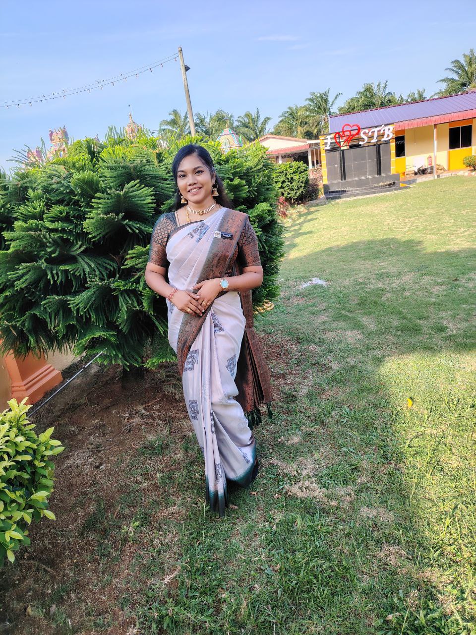 Profile picture for user DEVAGIMUNIANDY