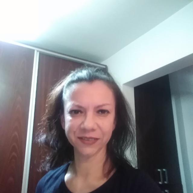 Profile picture for user cristinamoldovan