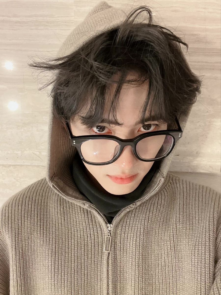 Profile picture for user Zanybizarre