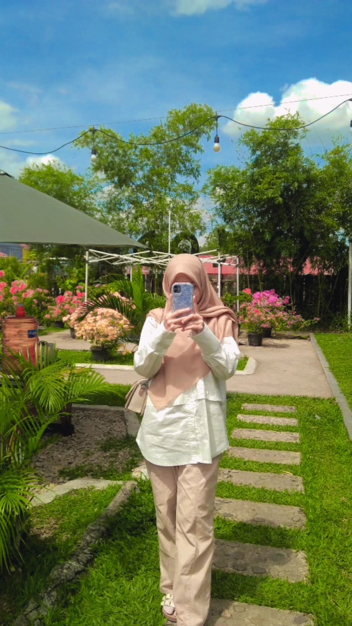 Profile picture for user fauziahalkhorizasyafni