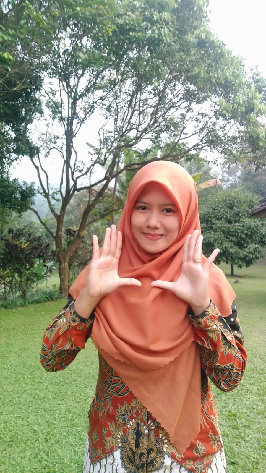 Profile picture for user Ainin