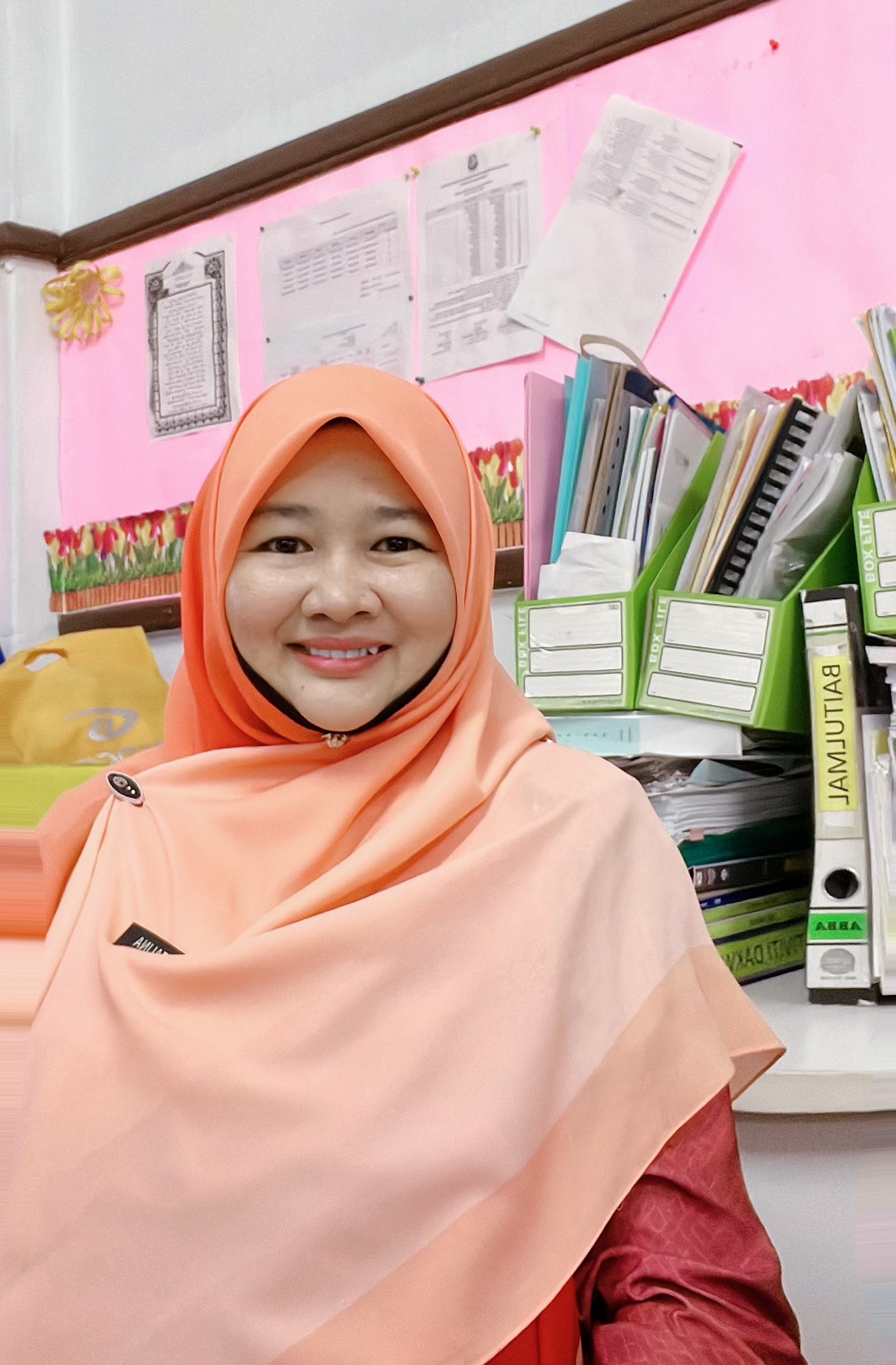 Profile picture for user nazalina