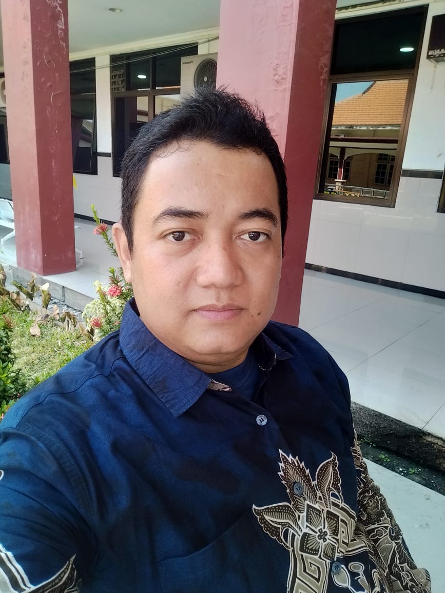 Profile picture for user Agus_Susanto_Cakep