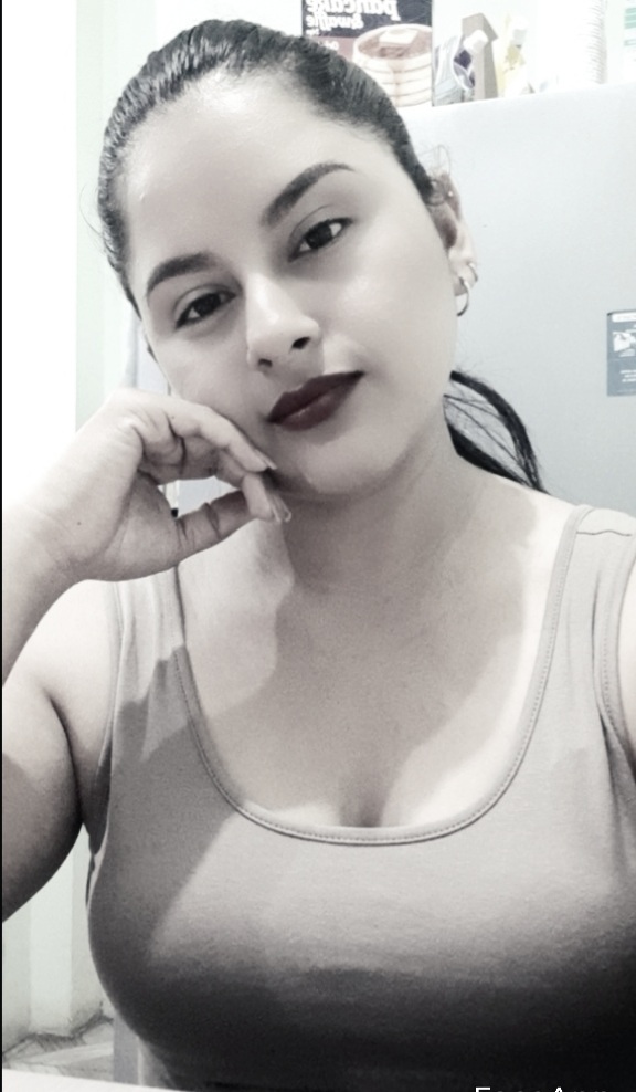 Profile picture for user Vivi_1995