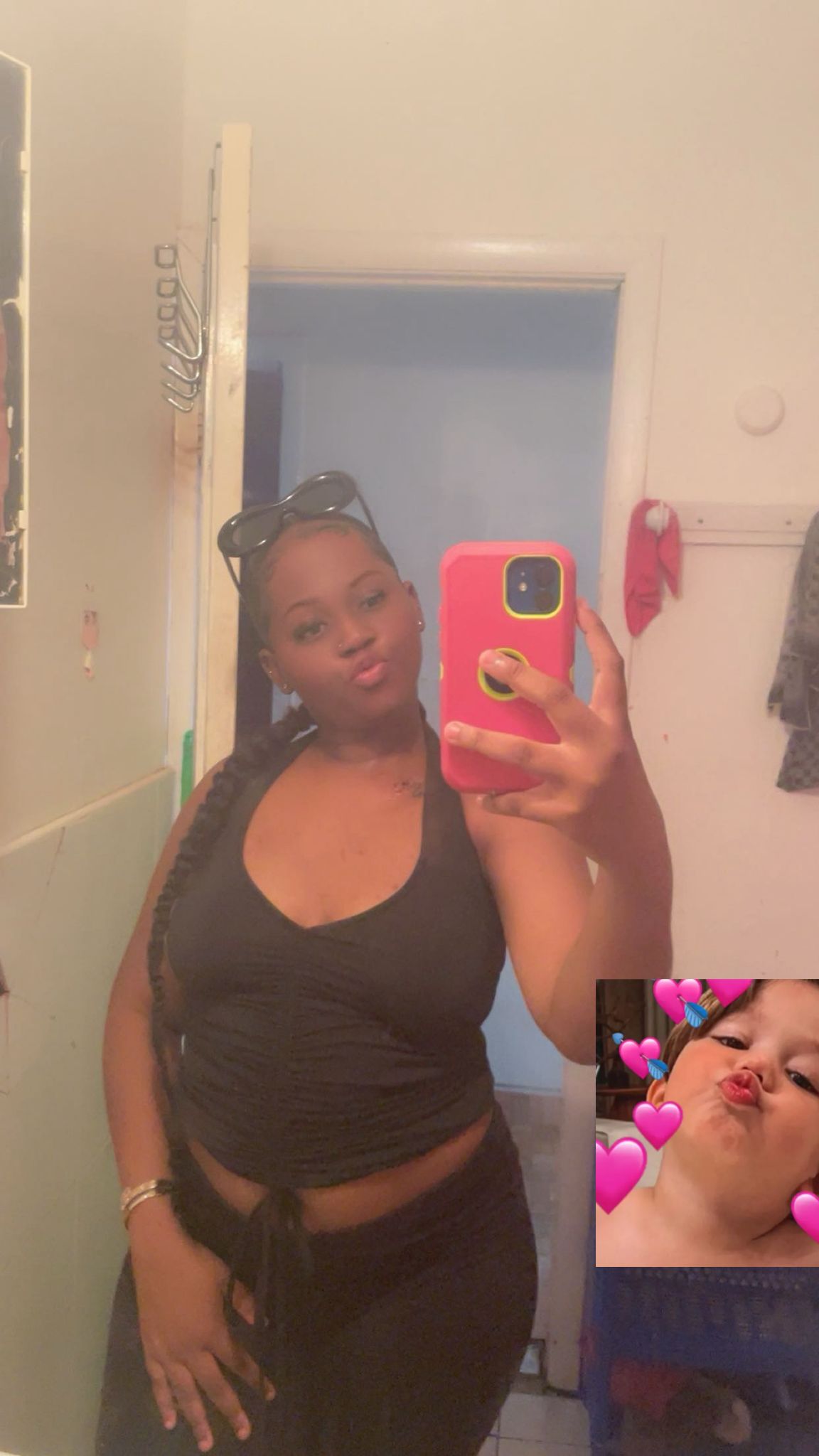 Profile picture for user monesharolle083