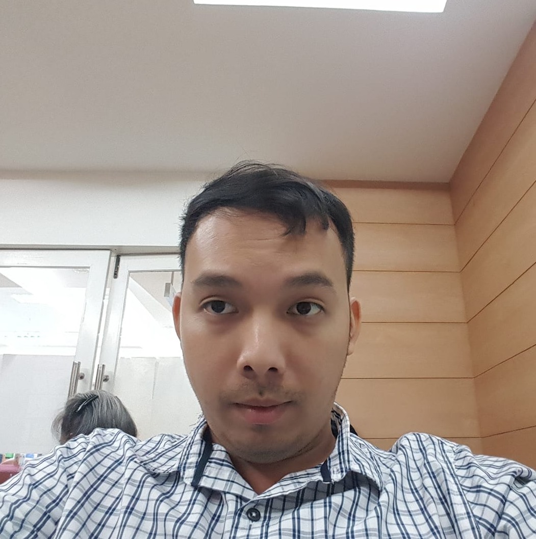 Profile picture for user photsuphonglattimon