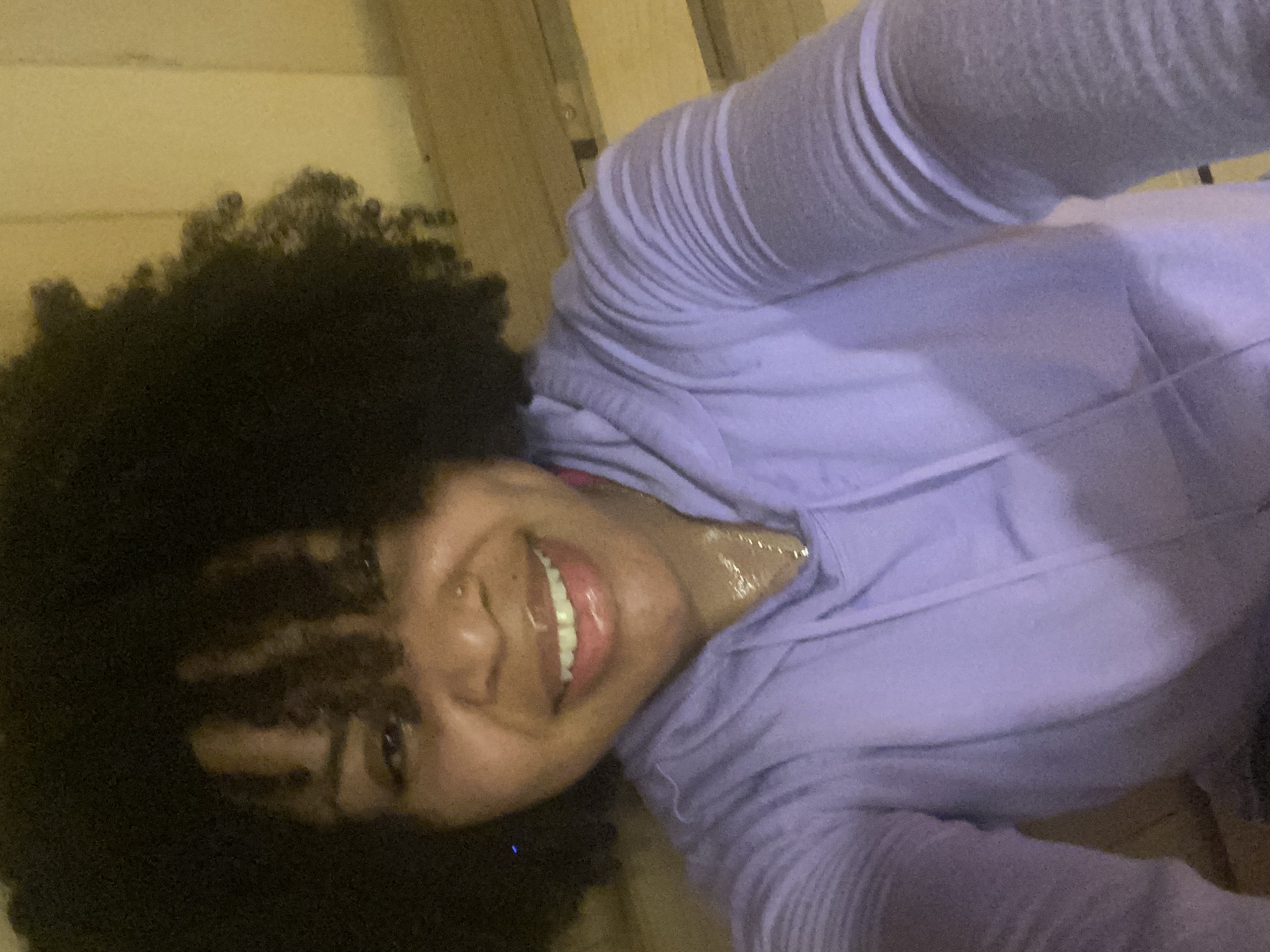 Profile picture for user Darrellisa