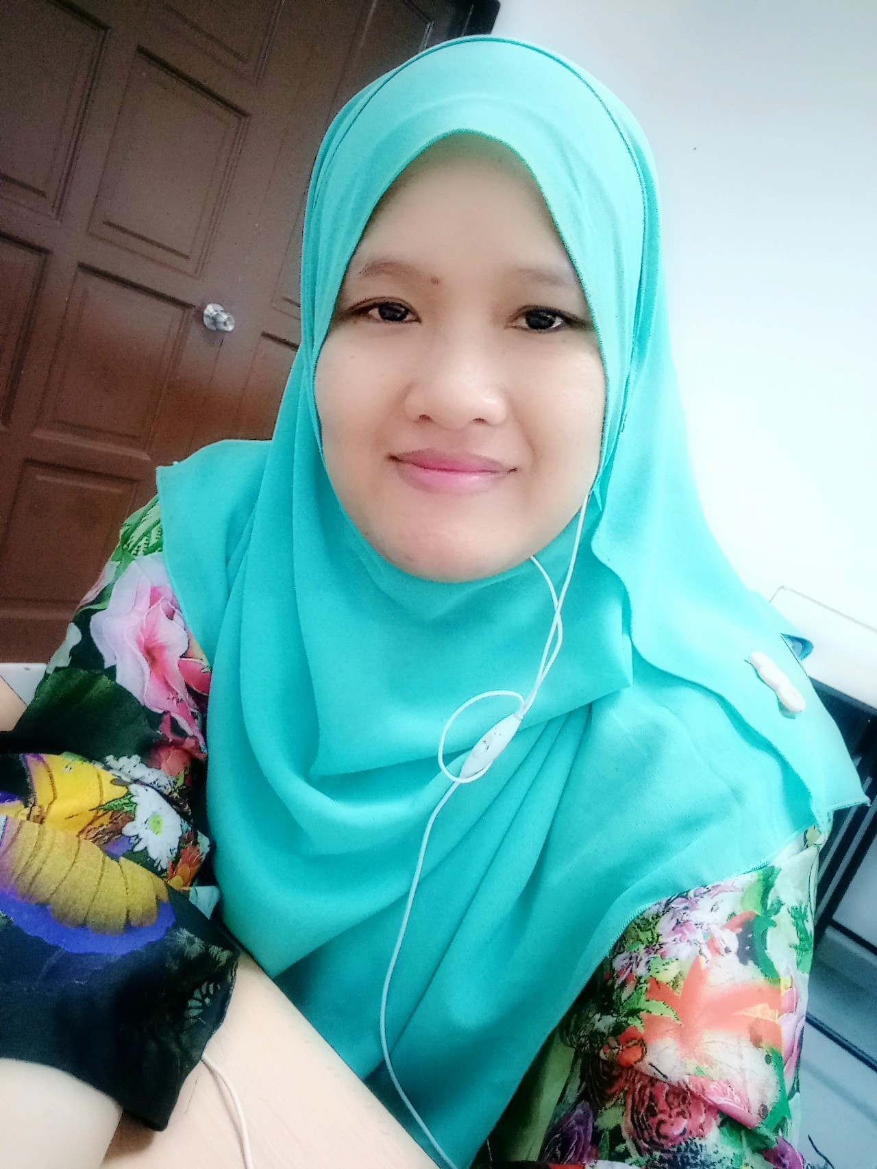 Profile picture for user CikguAini13