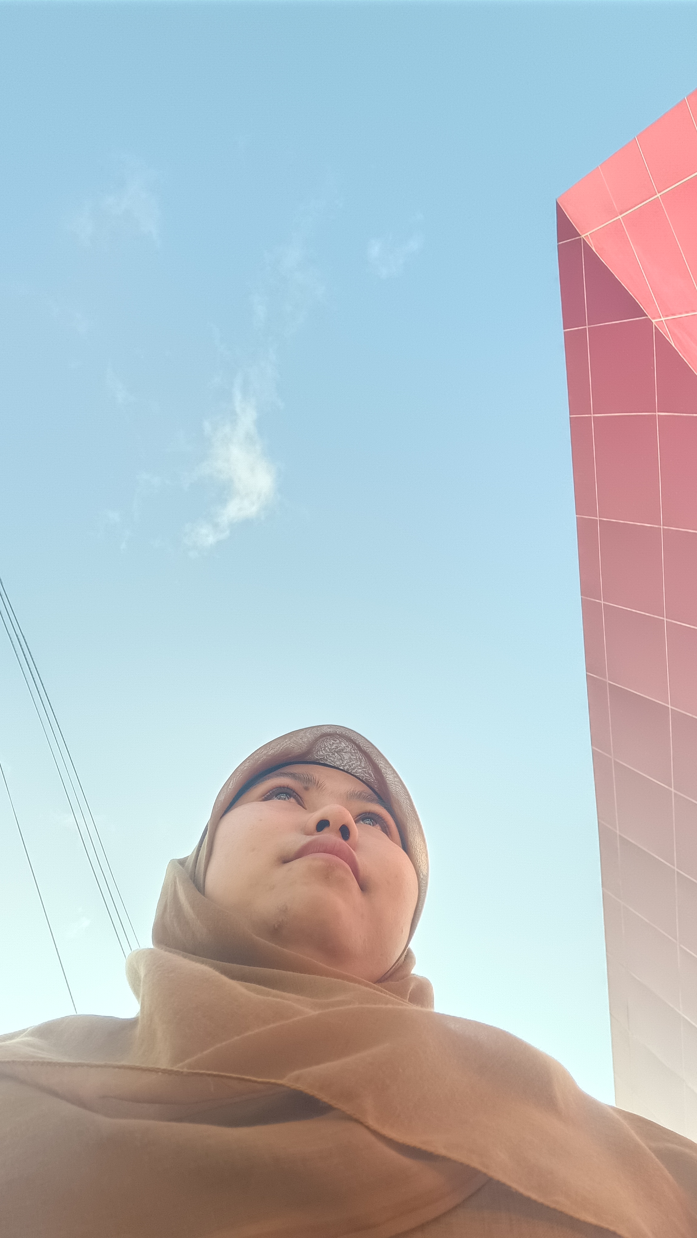 Profile picture for user hariyatiibrahim