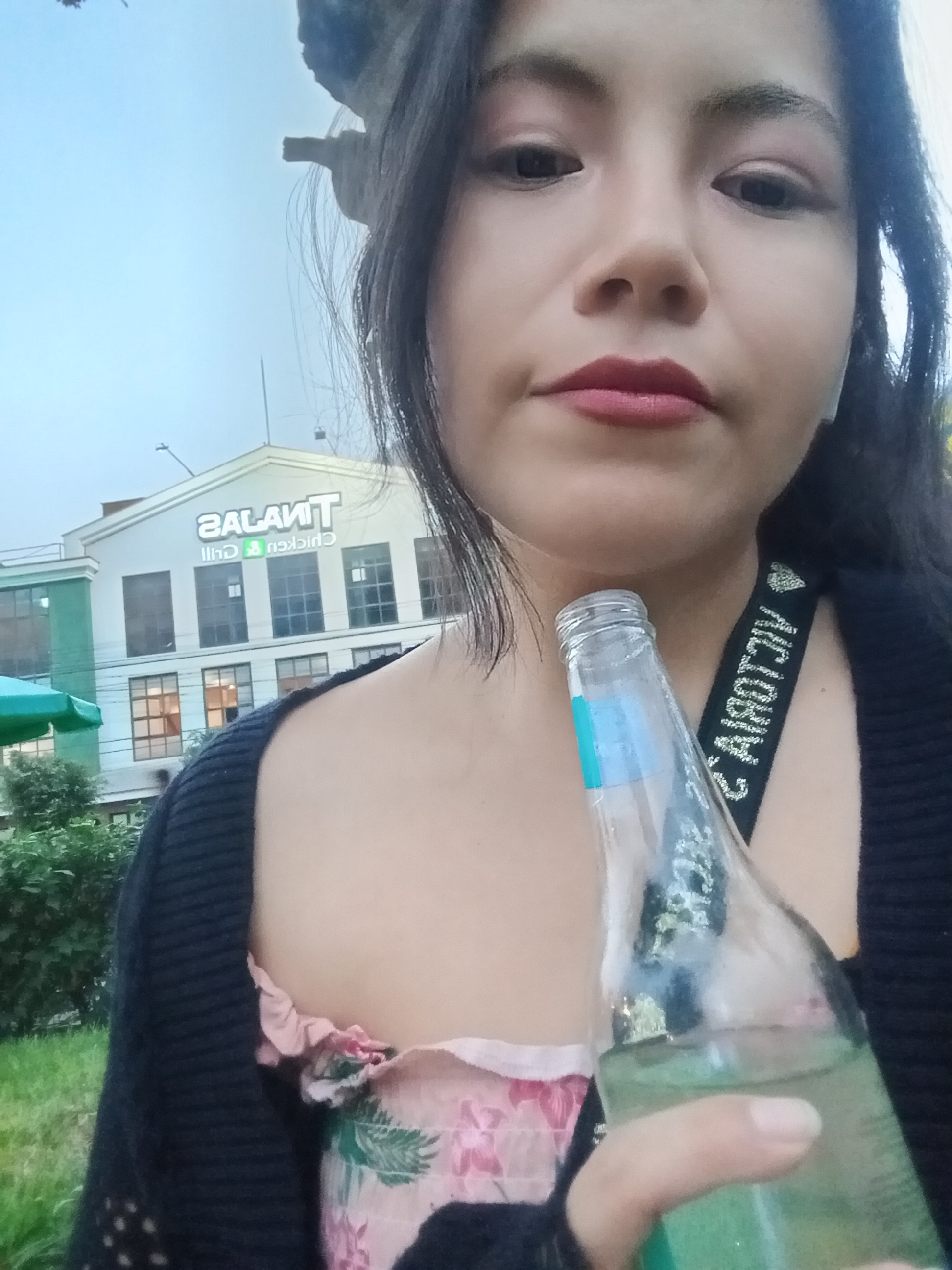 Profile picture for user laurasarange