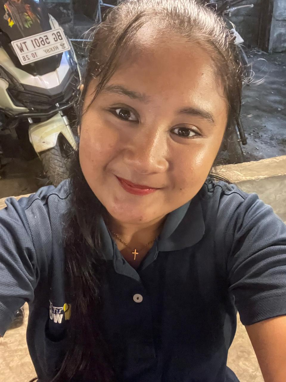 Profile picture for user revinaaaa