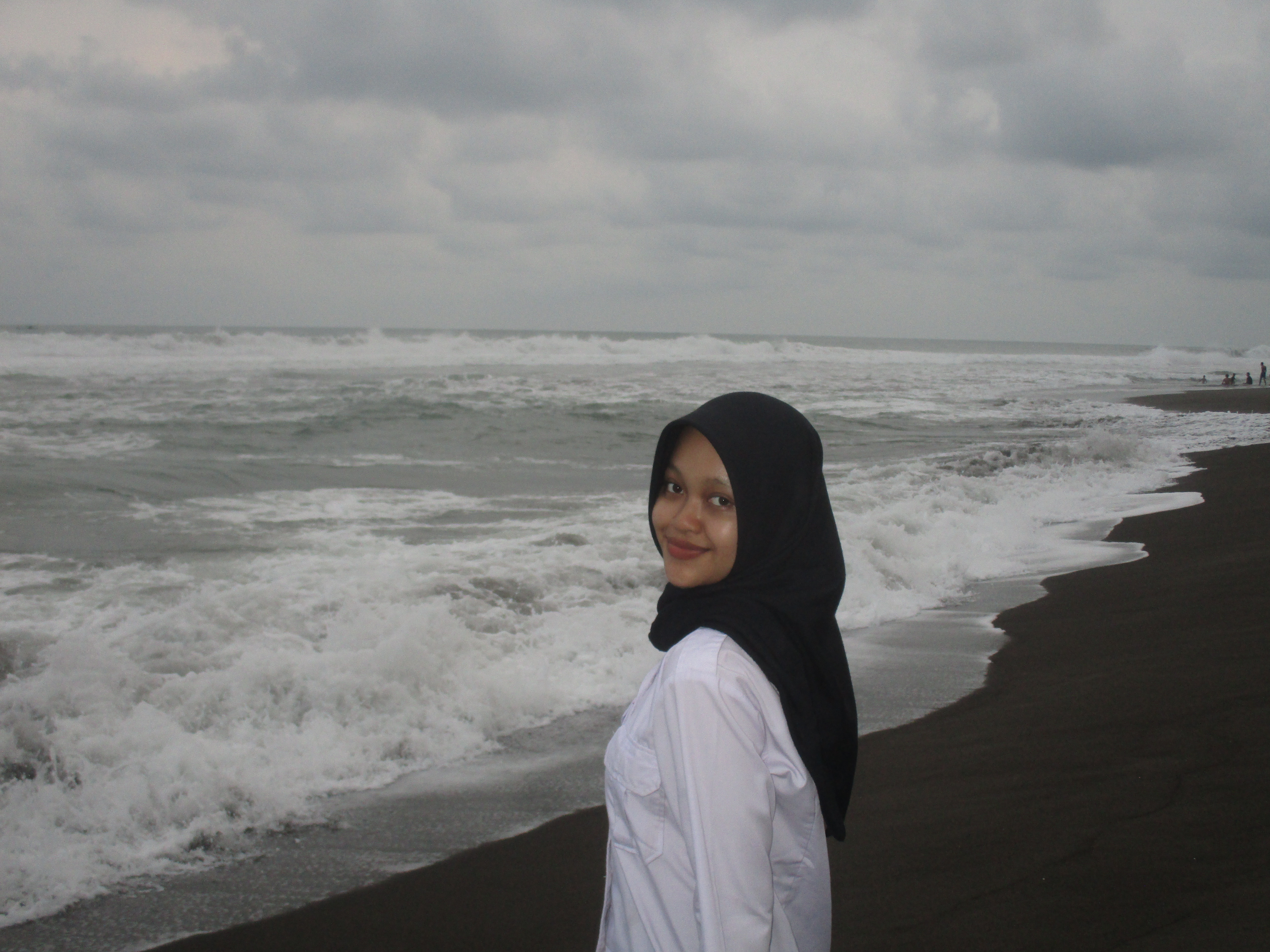 Profile picture for user anggarisekarpramesthi