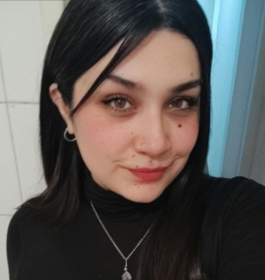 Profile picture for user TeacherLucianaFarias