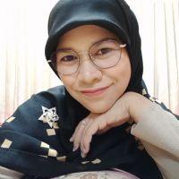 Salma  Heem-adam