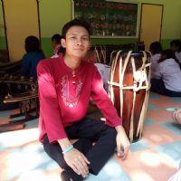 สาทิศ ใสสนิท