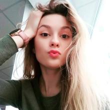 Profile picture for user AnnaKamor