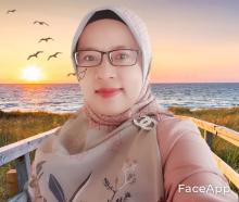 Profile picture for user lesmana_ratna81