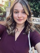 Profile picture for user JuanaMari4F