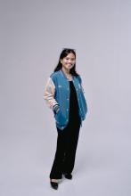 Profile picture for user Julisinaga27_