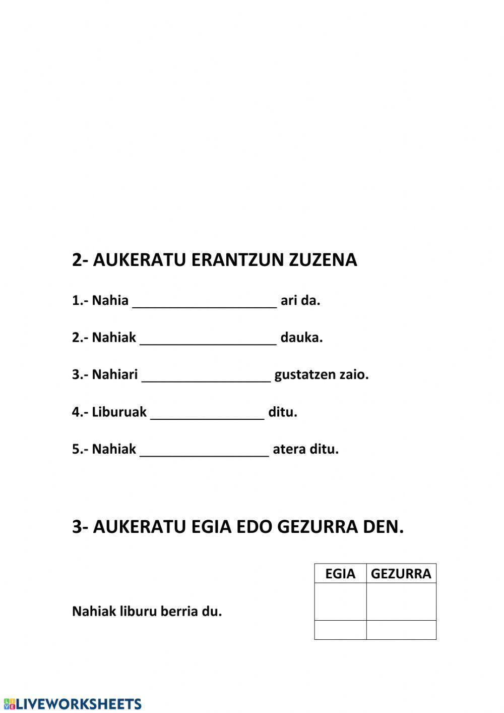 Nahiak liburua irakurtzen du