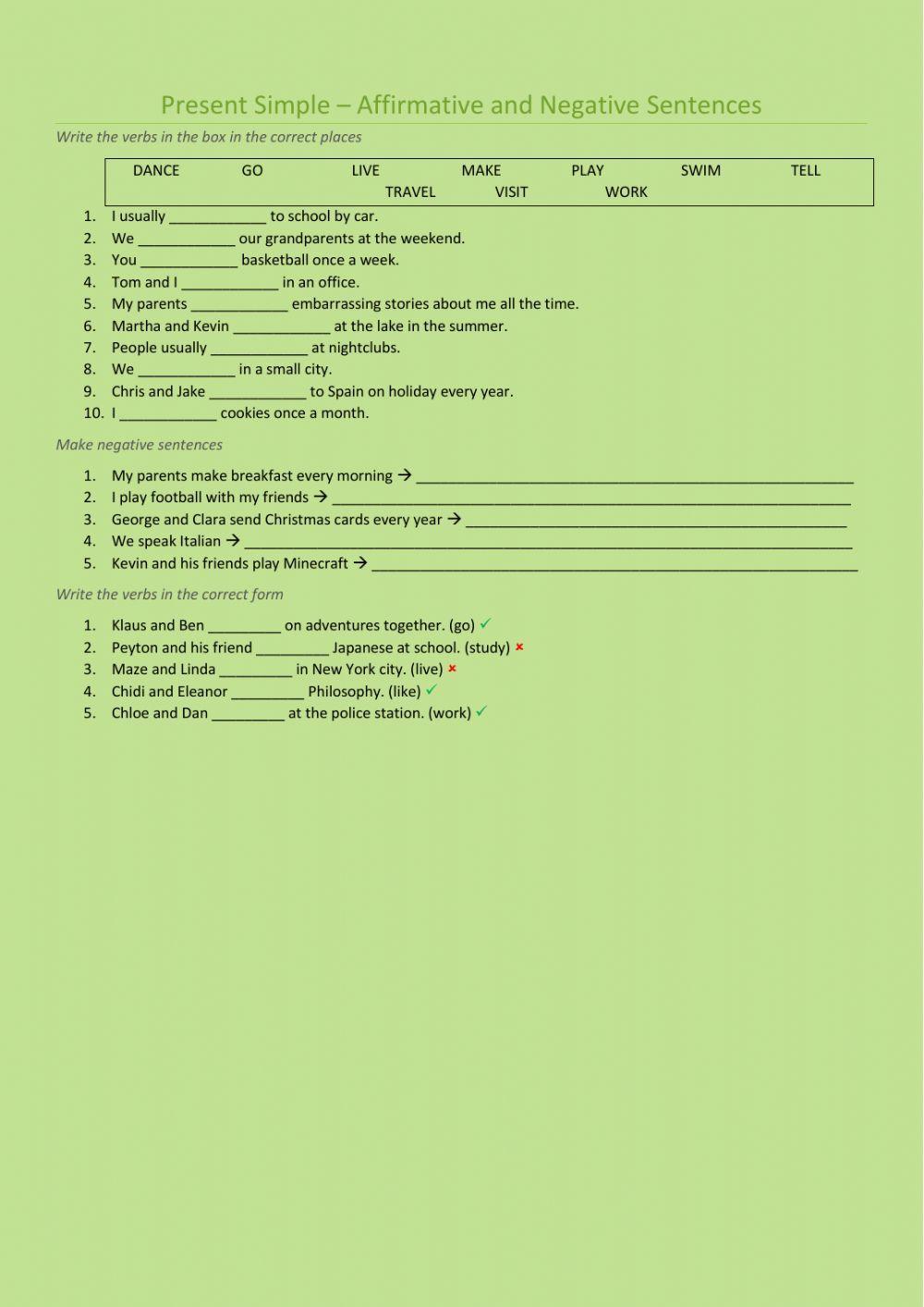 Present Simple: Affirmative and Negative Sentences