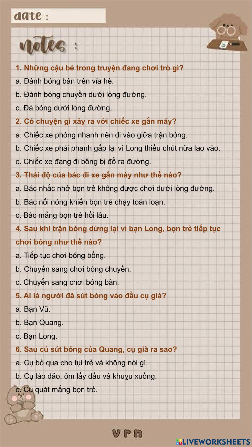 Trận bóng dưới lòng đường