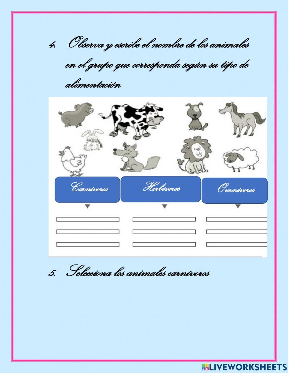 Los animales se alimentan